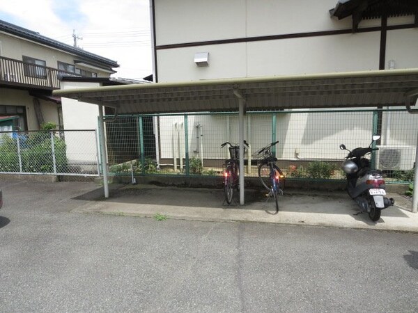 建物設備(駐輪場)