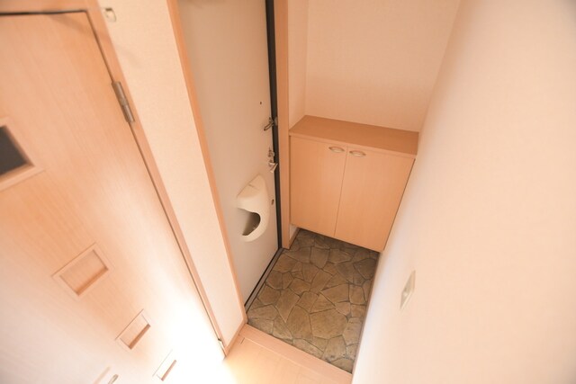 物件内観写真8　(玄関)