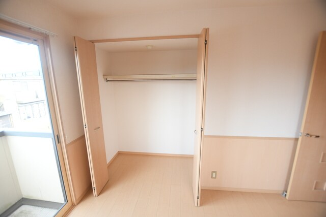 物件内観写真16　(収納)