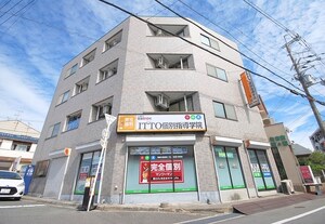 ラルゴ旭町外観写真