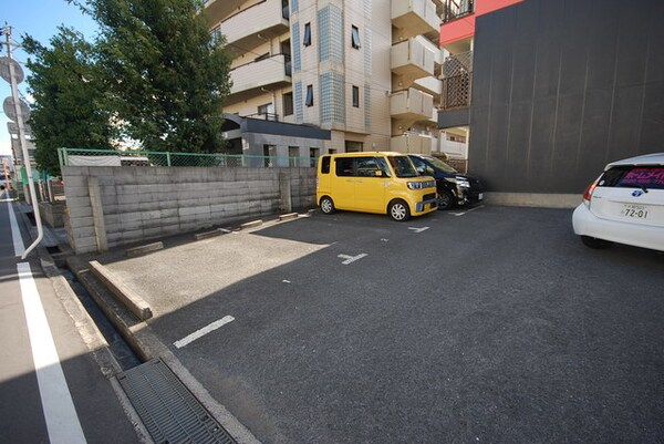 駐車場(駐車場)
