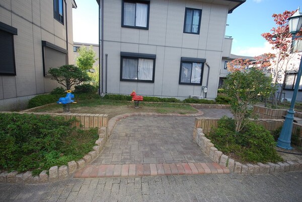 敷地内/建物(敷地内遊び場)
