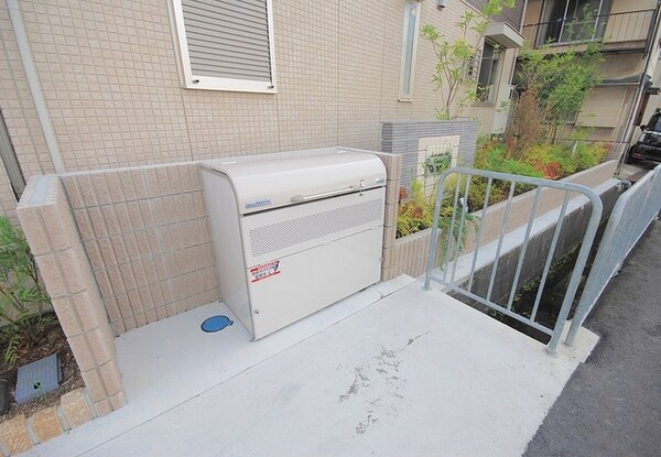 共用設備(ゴミ置場)