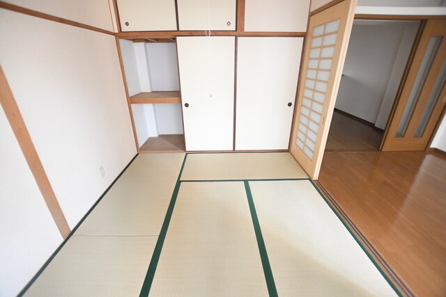 物件内観写真13　(和室)