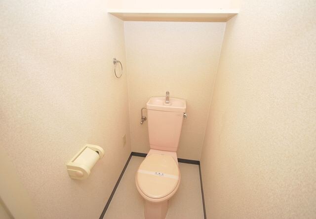 物件内観写真8　(トイレ)