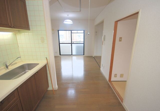 物件内観写真11　(リビング)