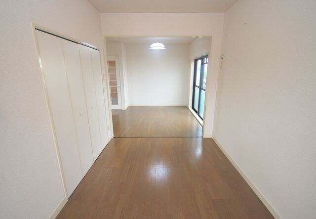 物件内観写真18　(洋室)