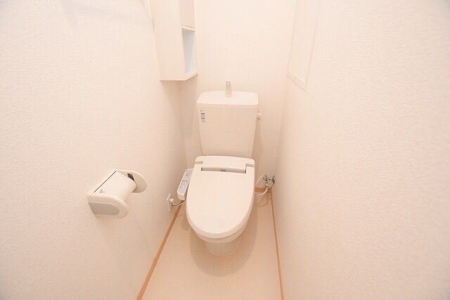 物件内観写真12　(トイレ)