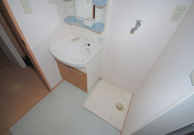 物件内観写真10　(室内洗濯パン)