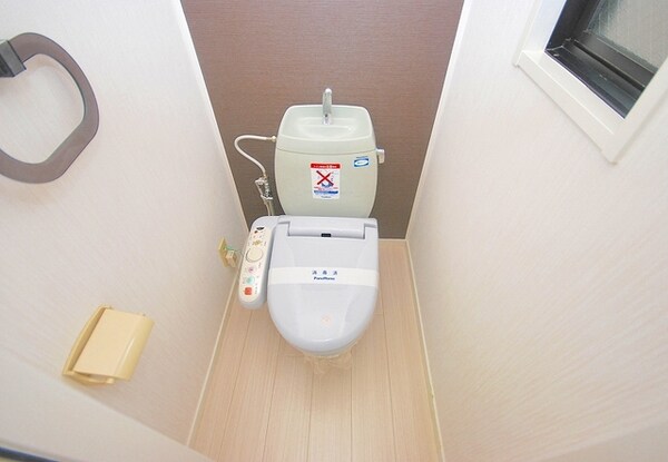 トイレ(トイレ)