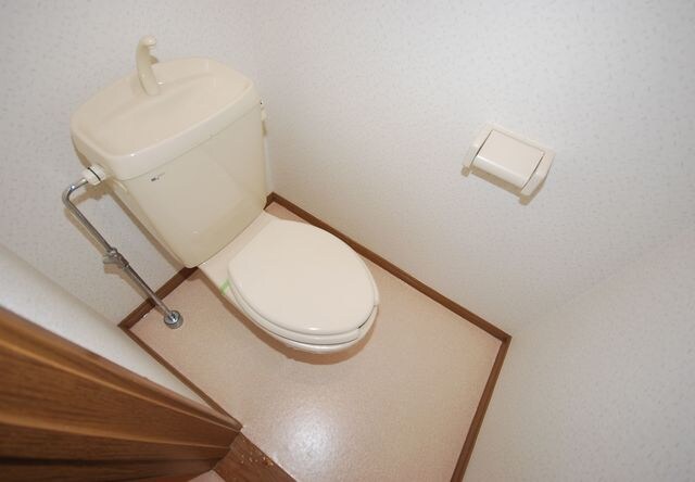 物件内観写真10　(トイレ)