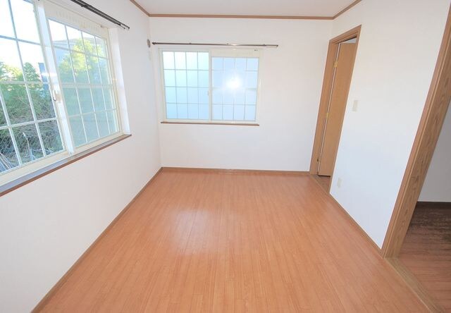 物件内観写真18　(洋室)