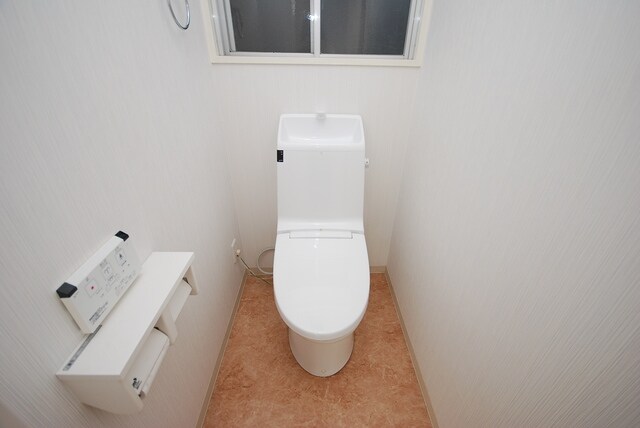 物件内観写真16　(トイレ)