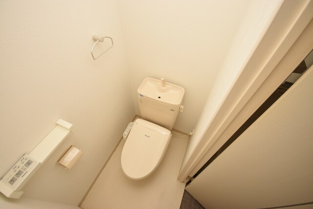 物件内観写真17　(トイレ)