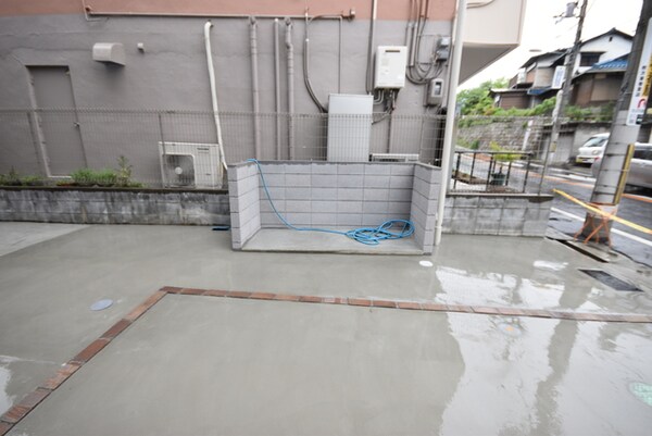 共用設備(ゴミ置き場)