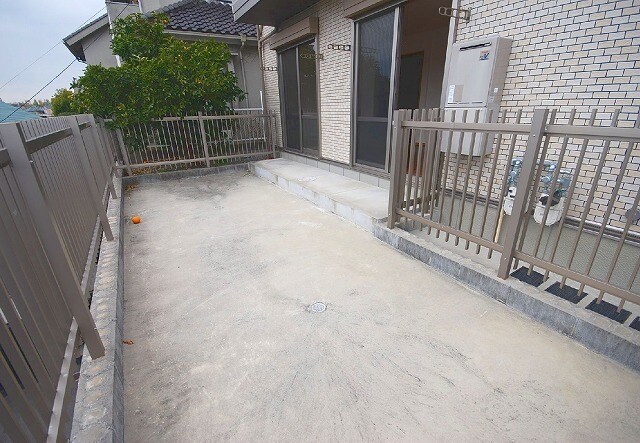 物件内観写真18　(専用庭)