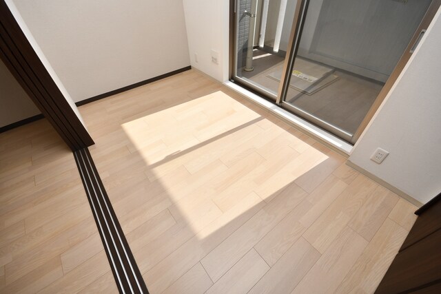 物件内観写真9　(洋室)