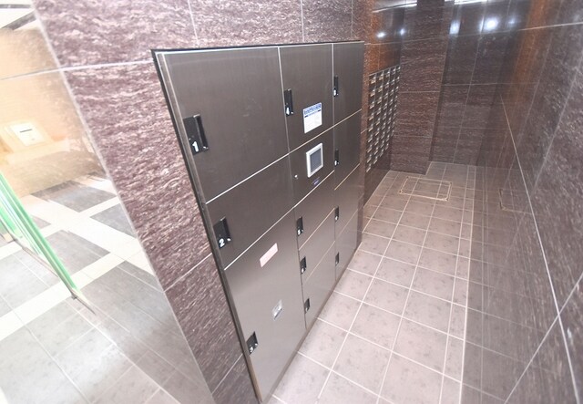 物件外観写真6　(宅配ボックス)