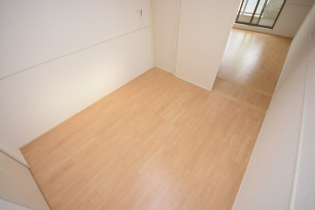 物件内観写真7　(洋室)