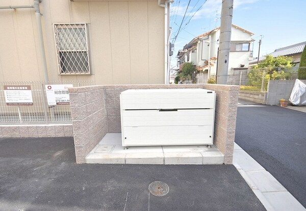 共用設備(ゴミ置場)