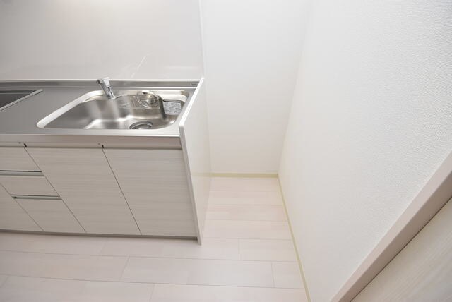 物件内観写真19　(冷蔵庫置場)