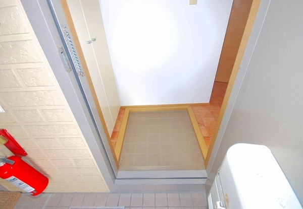 部屋画像_その他(玄関)