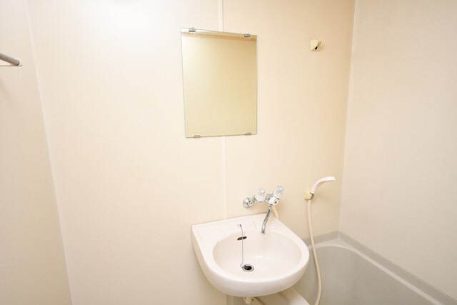 物件内観写真10　(洗面台)