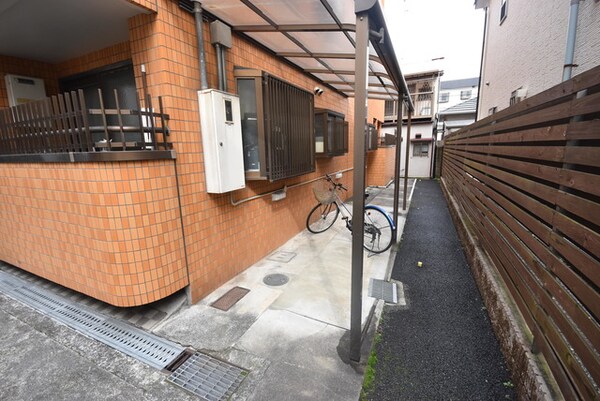 駐車場(駐輪場)