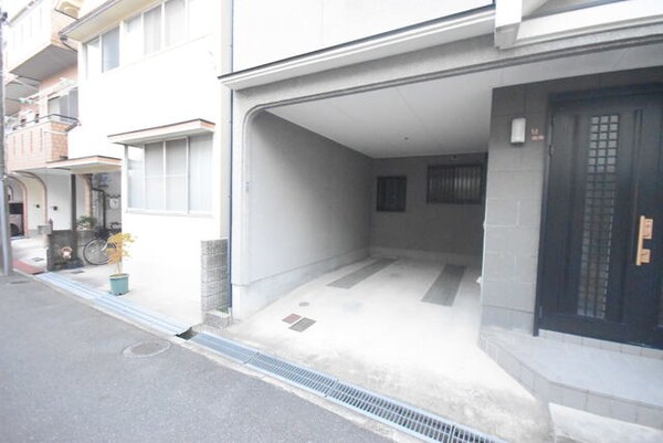 駐車場(駐車場)
