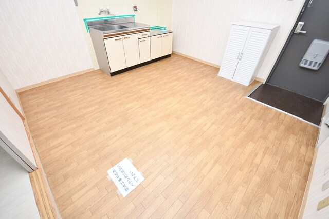 物件内観写真3　(洋室)