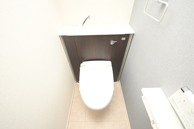 物件内観写真15　(トイレ)