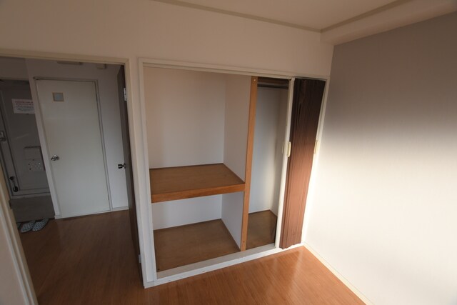 物件内観写真7　(収納)