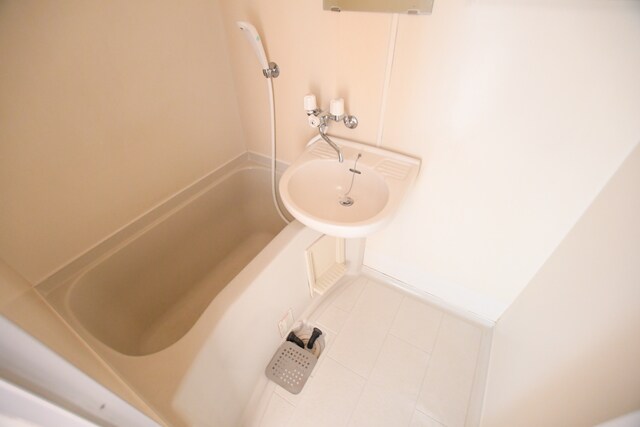 物件内観写真8　(浴室)