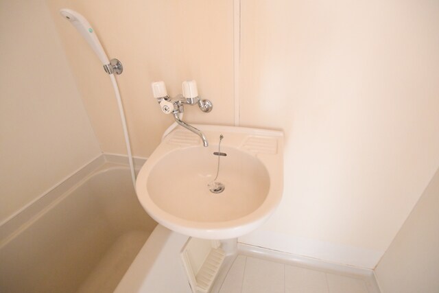 物件内観写真9　(洗面)