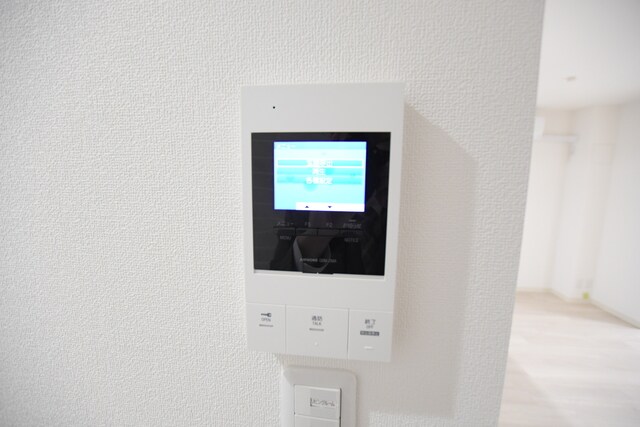 物件内観写真15　(インターホン)