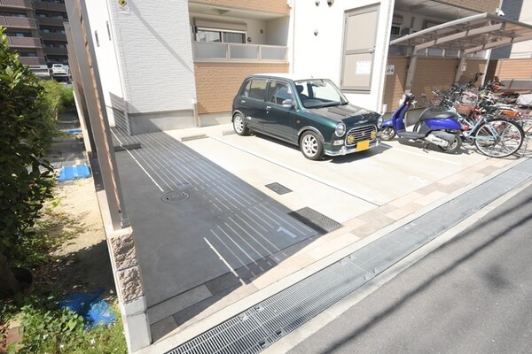 駐車場(駐車場)