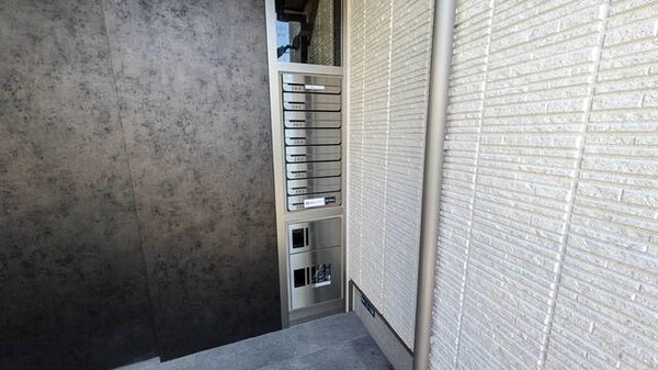 敷地内/建物(宅配BOX)