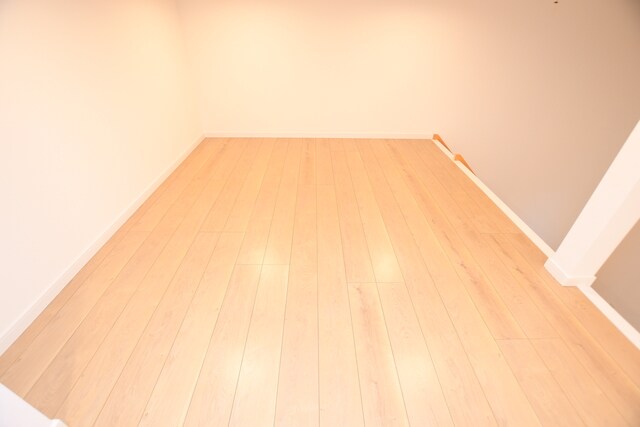 物件内観写真14　(洋室)