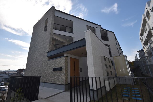 物件外観写真2　(外観)