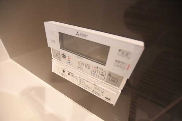 物件内観写真19　(給湯器)