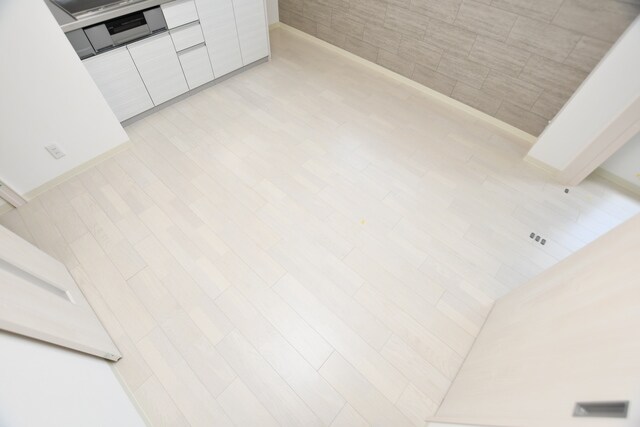 物件内観写真6　(リビング)