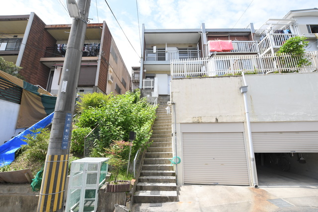 末広町貸家