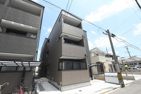 セレニティ池田A棟外観写真