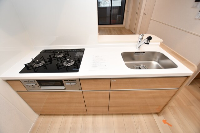 物件内観写真2　(キッチン)