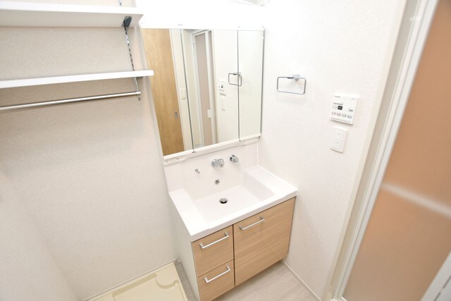 物件内観写真7　(洗面台)