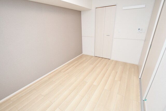 物件内観写真13　(洋室)