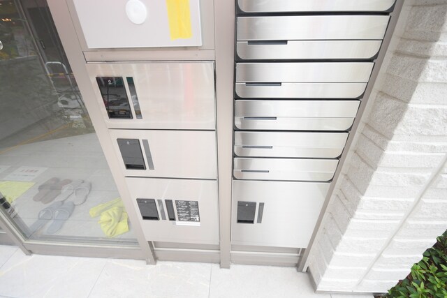 物件外観写真4　(宅配BOX)