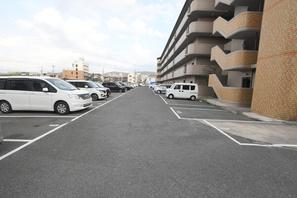 駐車場(駐車場)