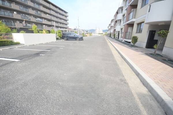駐車場(駐車場)