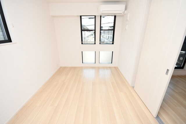 物件内観写真14　(リビング)